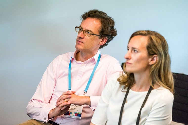 Lutz Drüge und Tanja zu Waldeck (Foto: © Ole Bader/SANDWICHPICKER für VDZ)