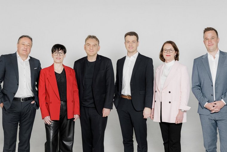 Das Management-Board der MPS (v. l. n. r.): Markus Eiberger, Sabine Detscher, Michael Samak, Stefan Karcher, Birgit Priemer, Christian Jehle; Foto © Motor Presse Stuttgart