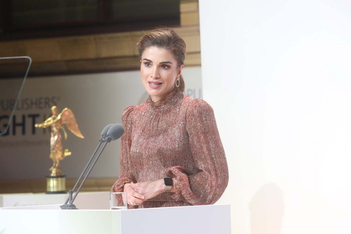 Königin Rania hielt bei der Publishers' Night die Laudatio für Victoria-Preisträgerin Dr. Angela Merkel (Foto: VDZ/Bildschön)