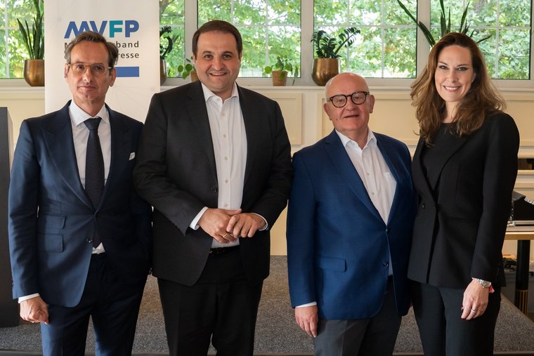 Michael Voss, Nathanael Liminski, Detlef Koenig, Anina Veigel (v.li.); Foto: Dominik Strzoda