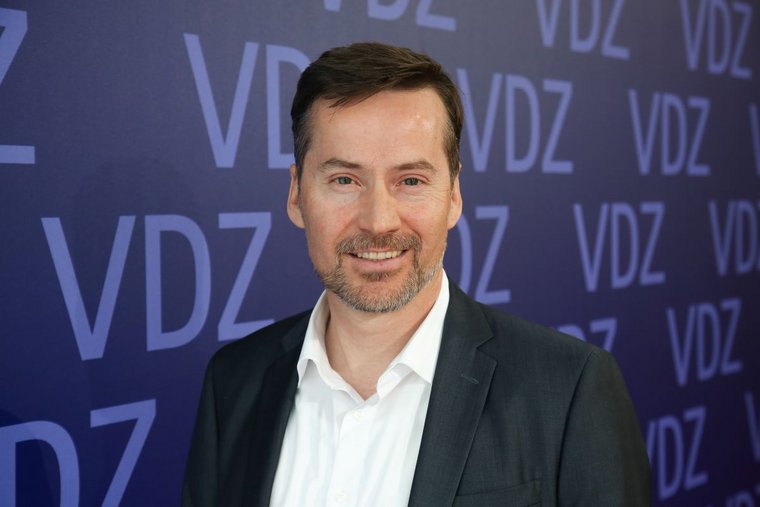 Stephan Scherzer (© Bildschön für VDZ)